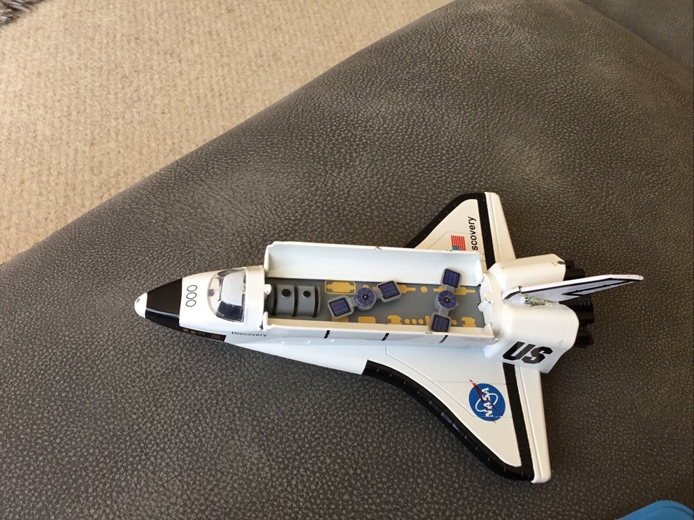 NASA Colombia Discovery Space Shuttle Please Read