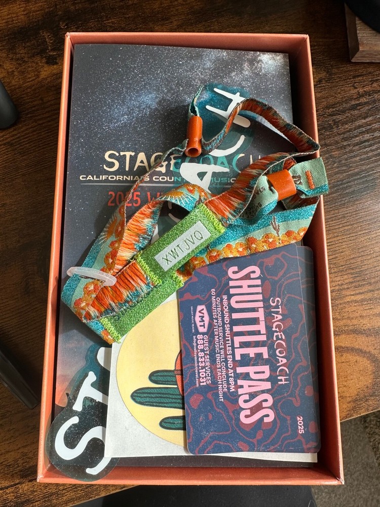 2 Stagecoach 2025 GA 3 Day Ticket plus 2 shuttle passes