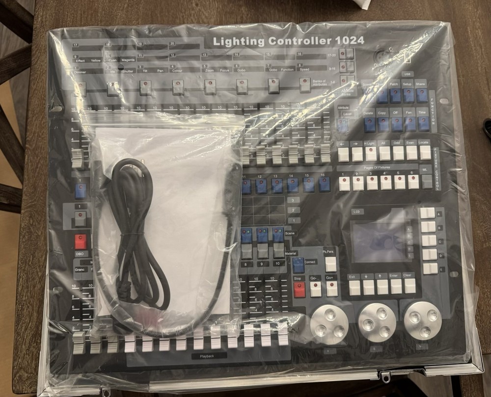 Fast Shipping 1024 dmx console 1024Channel DJ light controller +road case