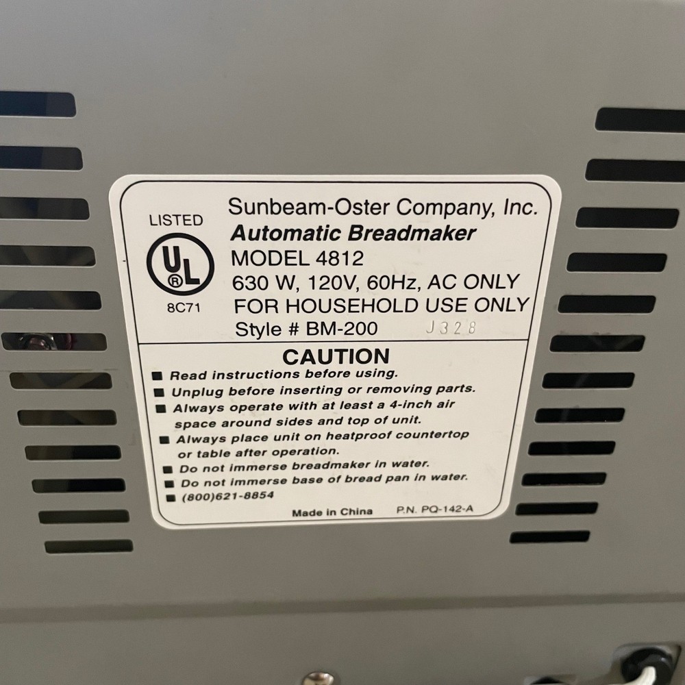 Oster Automatic Breadmaker White Model 4812 Style BM-200 630W Bread Machine