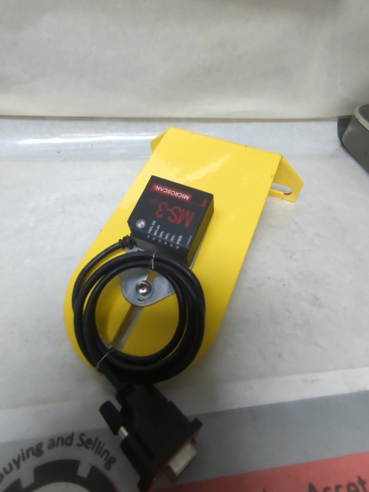 MICROSCAN,MS-3,HIGH SPEED LASER BARCODE SCANNER + BRACKET PRE-OWNED