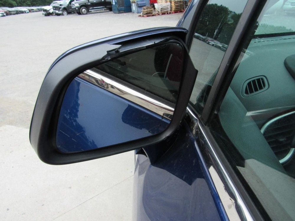 TRAX 2017 Glove Box 1062229