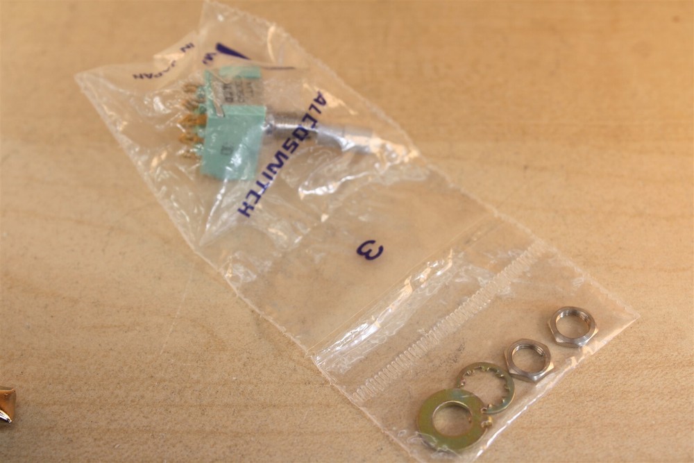 Alco MTL306D Toggle Switch