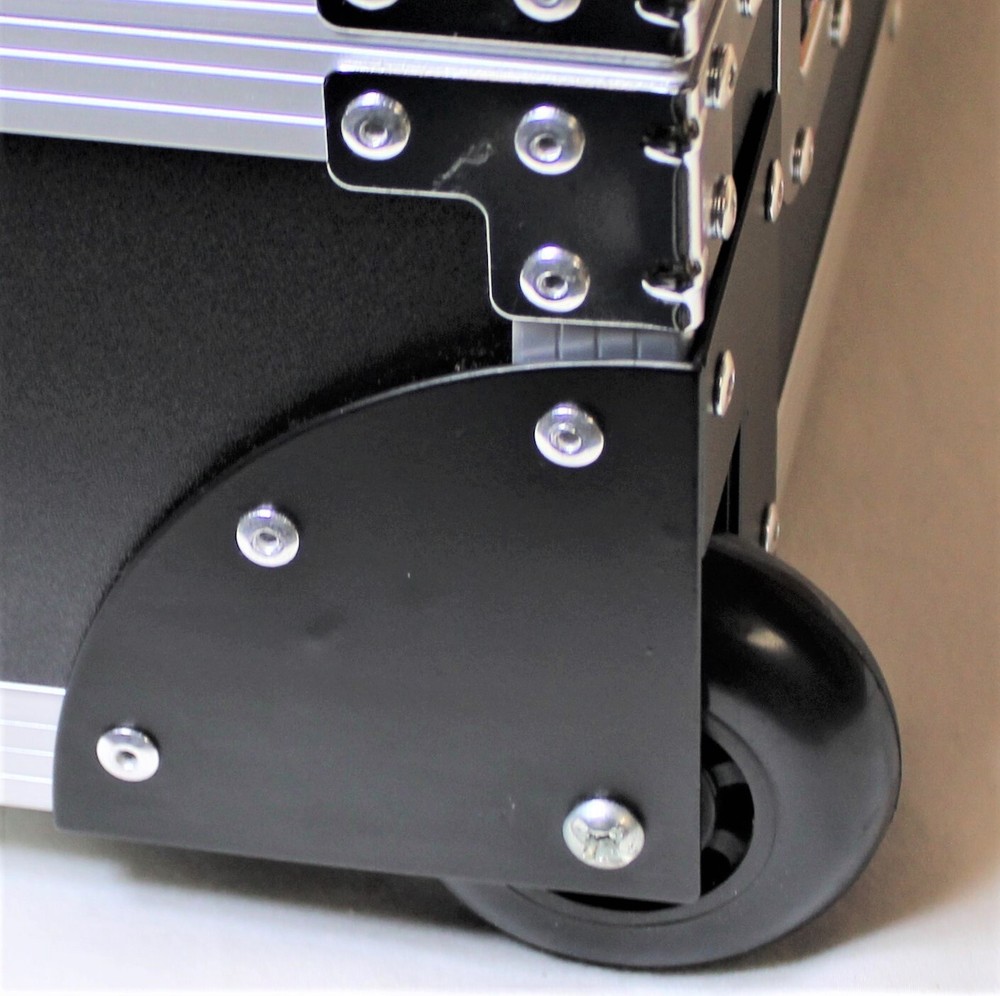 LASE ATA Style Flight Case for RANE ONE Controller with Glide & Wheels.