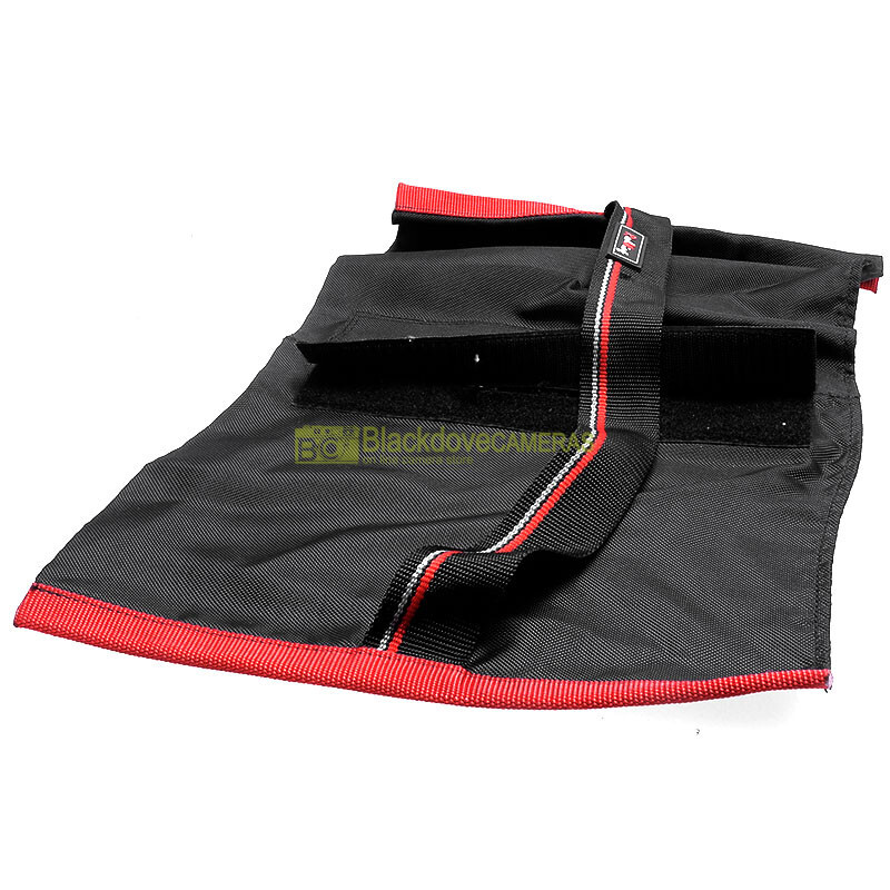 Red Wing Sand Counterweight for Study Tripods and Tripods.