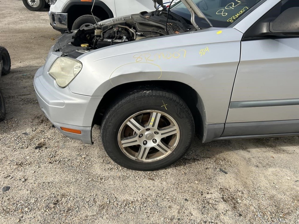 Passenger Right Front Spindle/Knuckle Fits 04-08 PACIFICA 104952229