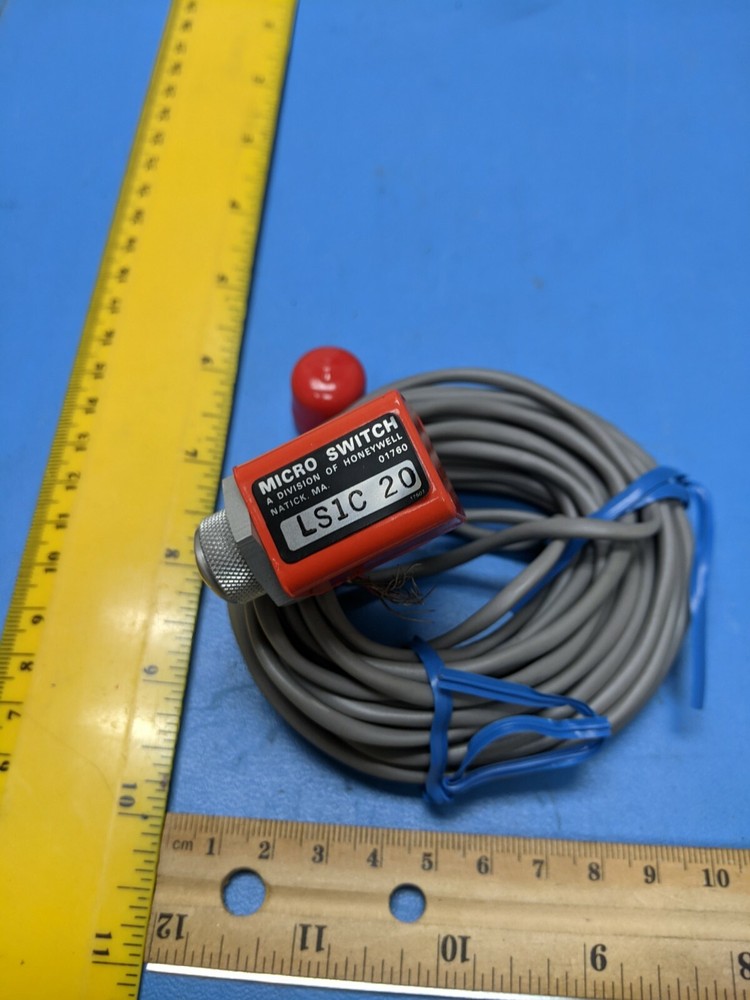 INDICATOR LIGHT MICRO SWITCH LS1C-20 ( ONE )