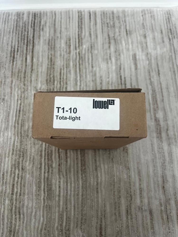 Lowel Tota Light T1-10