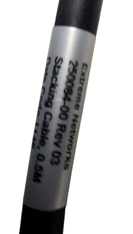 Extreme Networks SEVENTEEN 0.5M Stacking Cables, and THREE 1.5M Stacking Cables
