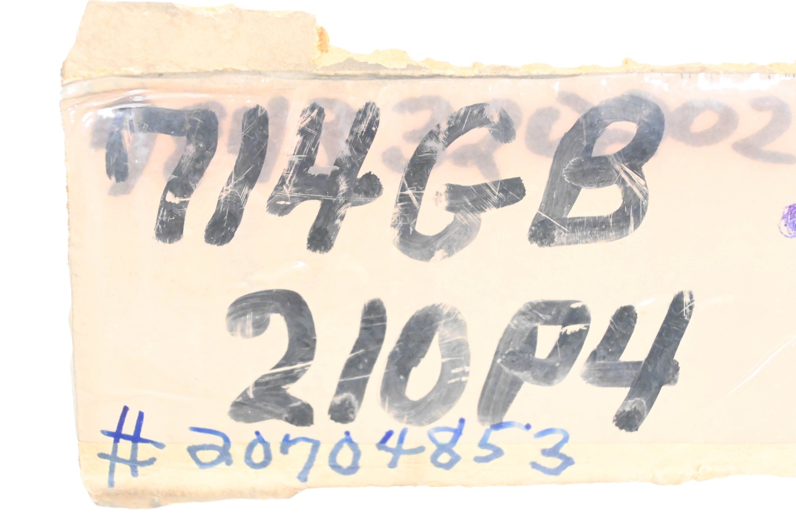 Mack 714GB210P4, 20704853 Valve Guide NOS