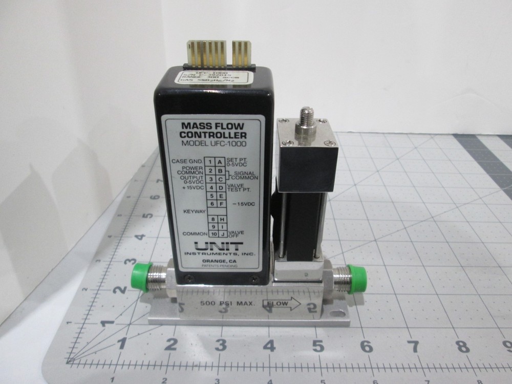 Unit, UFC-1000, Mass Flow Controller, 5%B2H6/N2, 300 SCCM, Used