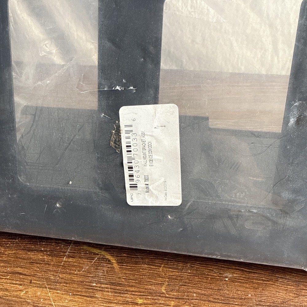 Axon Dock Wall-Mount Multi Bay Bracket Assembly 70033 T01047 New