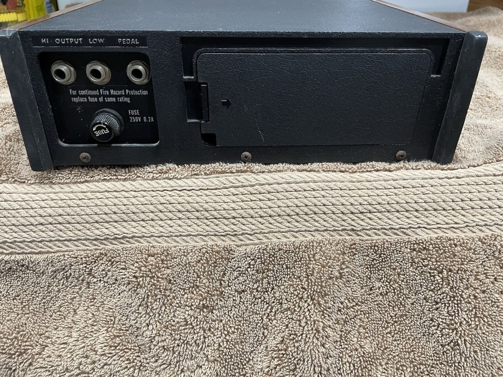 Unívox SR-95 Vintage Analog Drum Machine