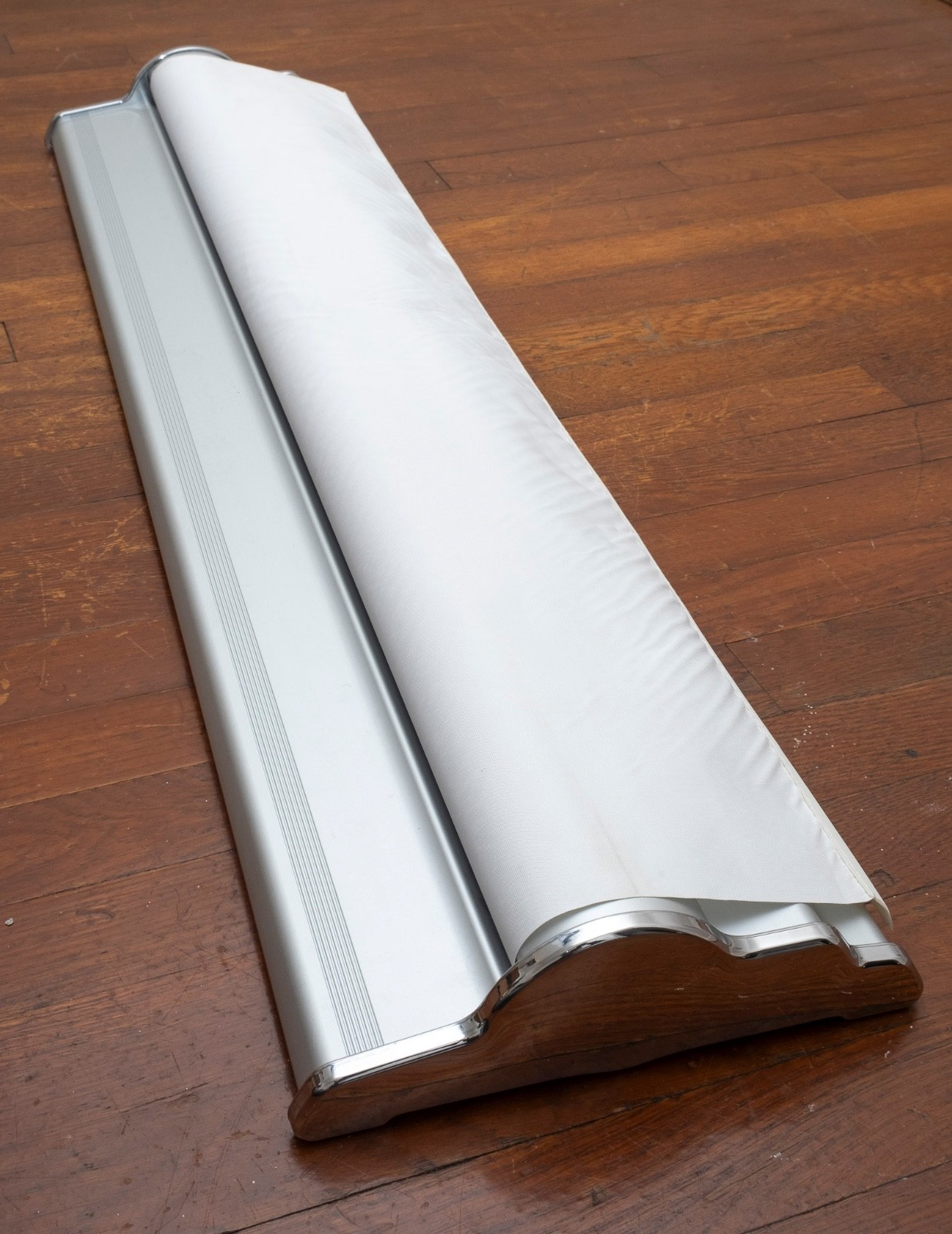 Silver Step 36” Retractable Banner Stand – Trade Show, Event & Pop-Up Display