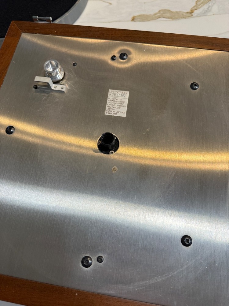 LINN LP-12 Turntable