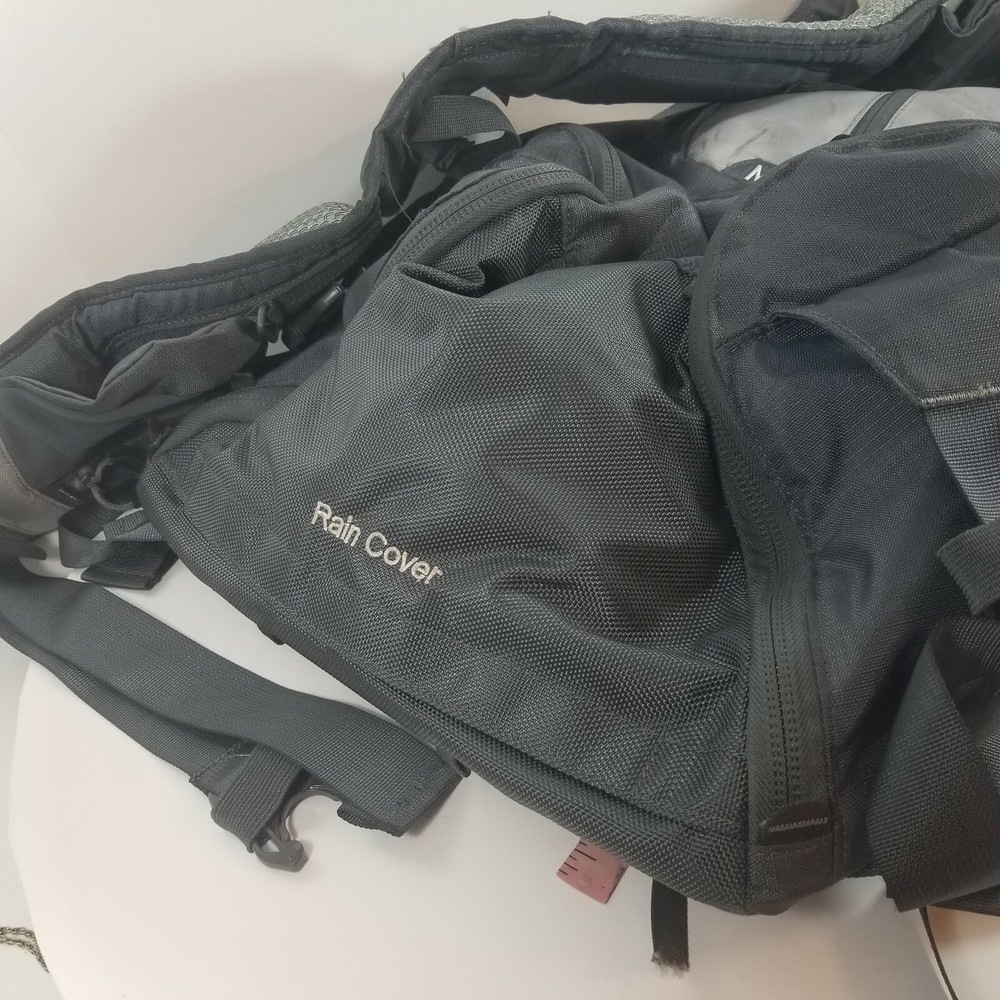 Auth ASCEND MS3300 Grey Nylon Hydration Hiking Trail Pack Backpack