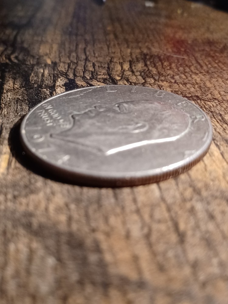 1974 Eisenhower Dollar No Mint Mark