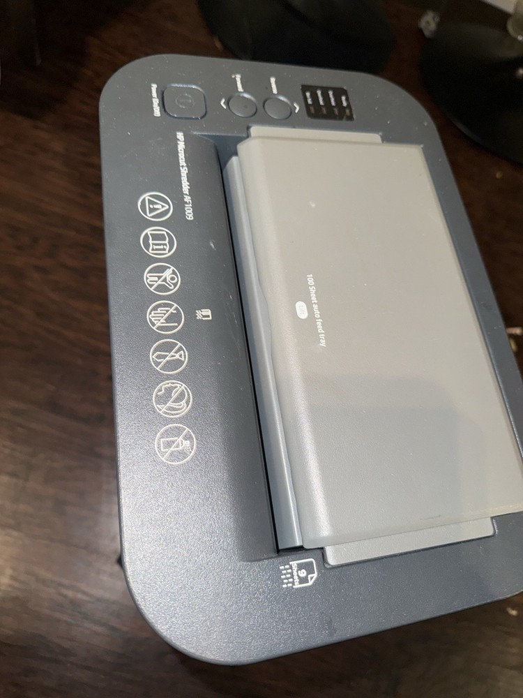 HP AF1009 Micro-shred High Security Paper Shredder, Model AF1009, Microcut