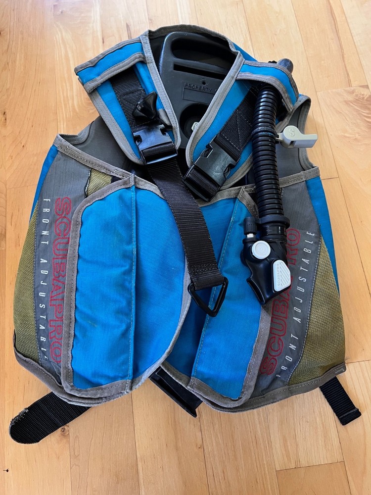 Scubapro Classic BCD.Size Small- Front Adjustable -Blue