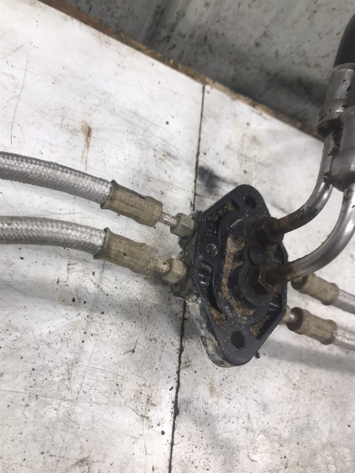 Mercury marine MerCruiser Alpha Bravo trim tilt lift hydraulic cylinders NO SALT