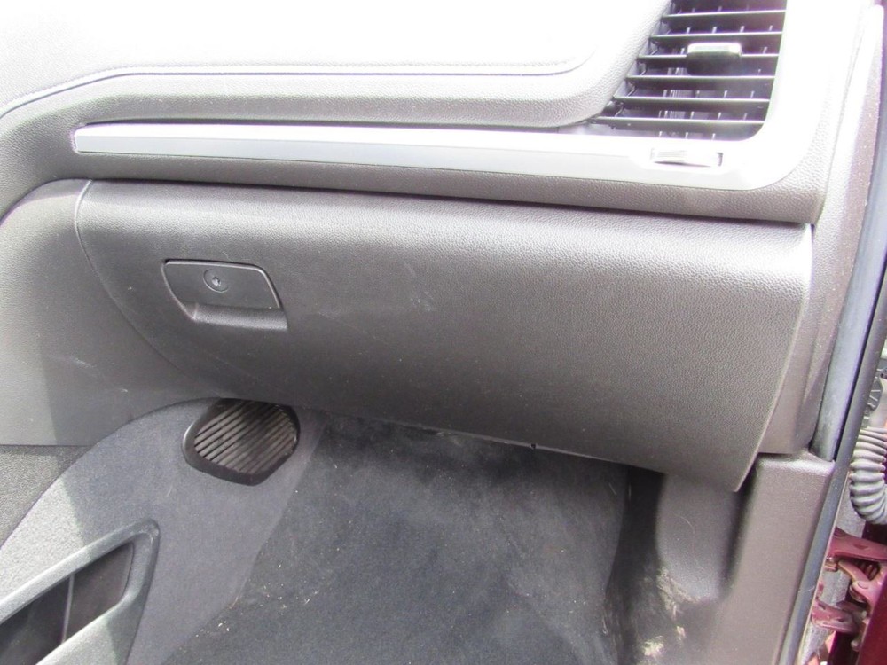ACADIA    2016 Glove Box 1069343
