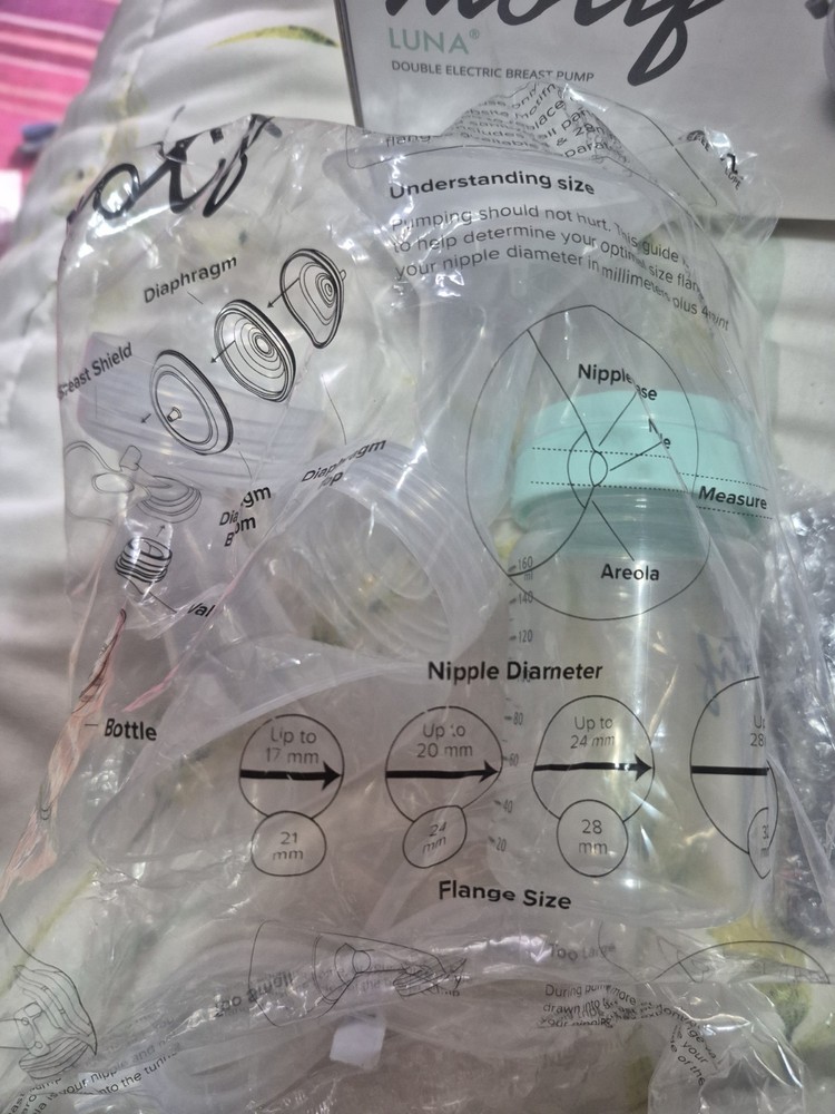Motif AAA0013-20 Double Electric Breast Pump - White