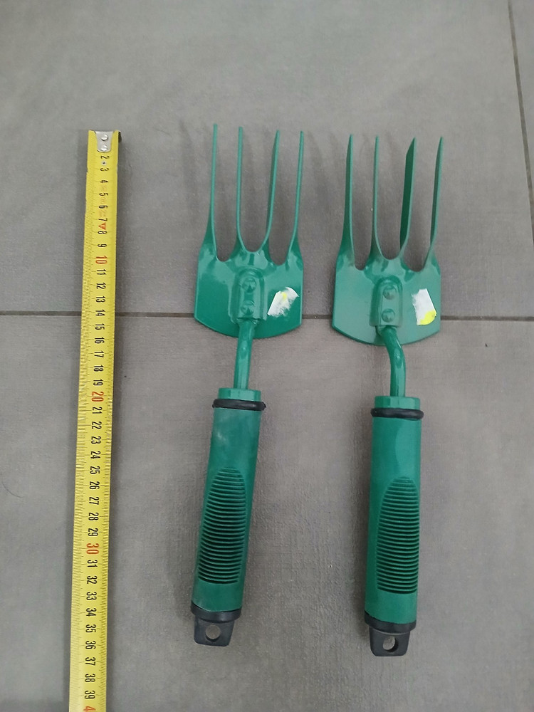 Lot 2 Green Bow Tie Gardening Fork 4 Tooth