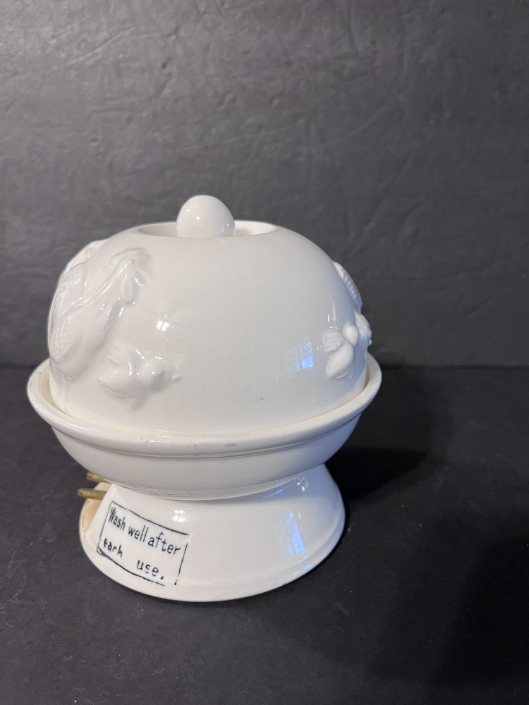EGG-A-MATIC Vintage Electric Egg Cooker With Instructions Ceramic EUC WORKS