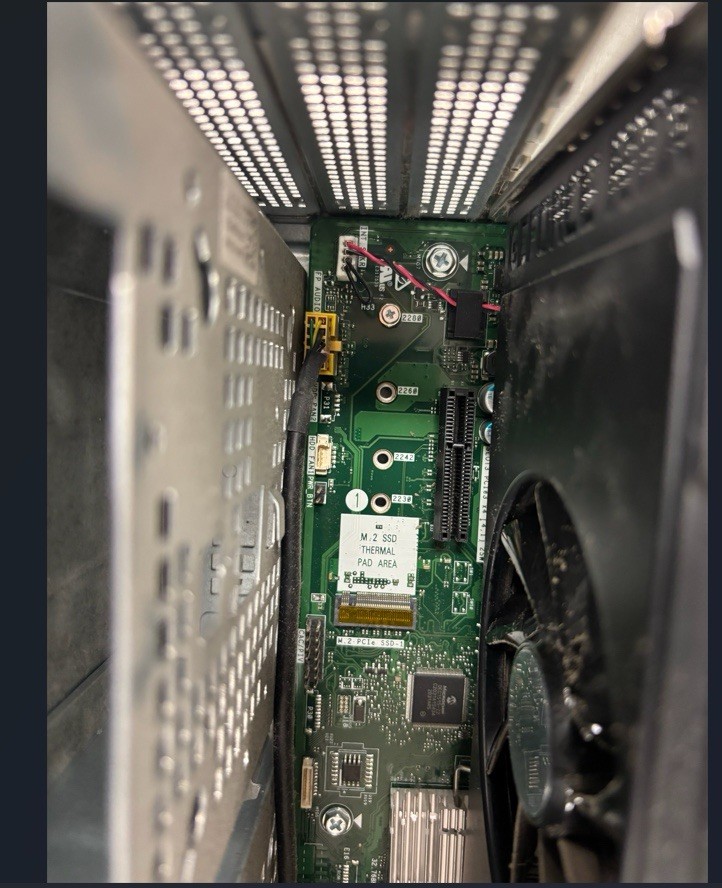 DELL PRECISION 3640 TOWER i7-10700 @ 2.9GHz, 32GB RAM, NO HDD/OS