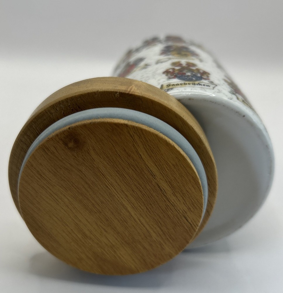 German Tea holder with wooden lid