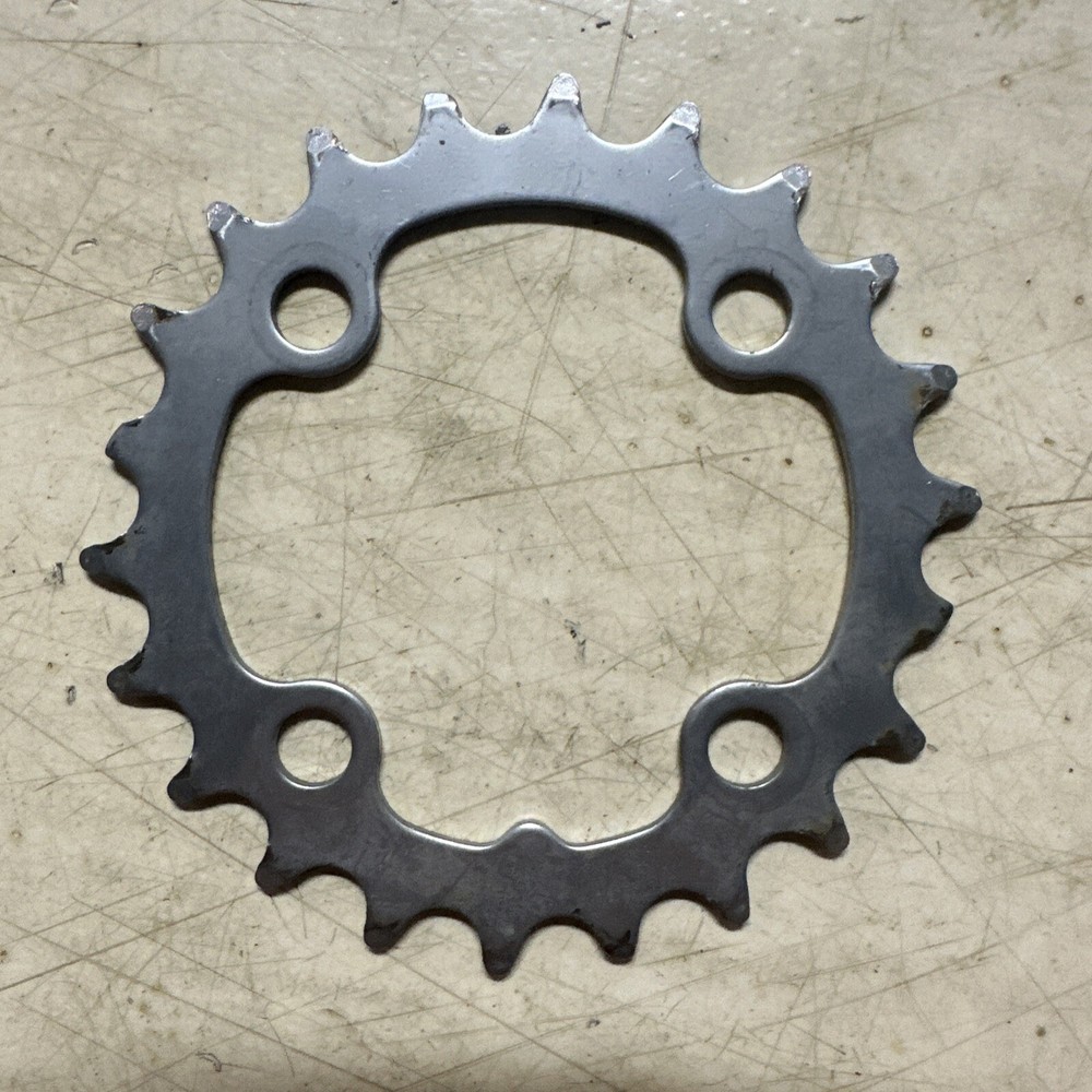 22T TOOTH CHAINRING 4 Arm Bolt Pattern Symmetrical 64 mm BCD Silver Steel