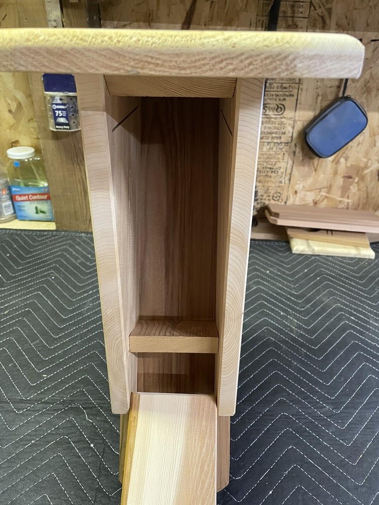 Bluebird nest box, Peterson Style (100% cedar)