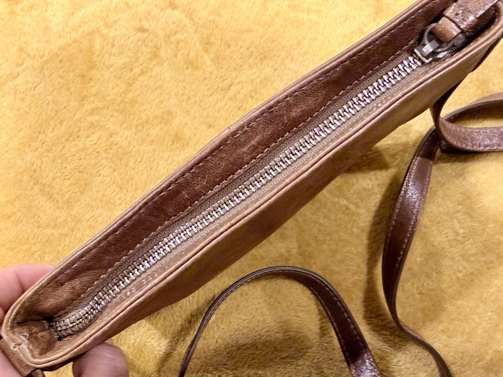 Cole Haan Brown Shoulder Bag Zip Closure Adjustable Strap Inner Pockets