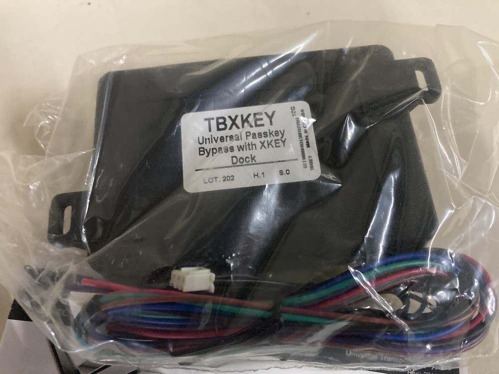 DEI XPRESSKIT TBXKEY UNIVERSAL TRANSPONDER BYPASS DIRECTED ELECTRONICS NEW