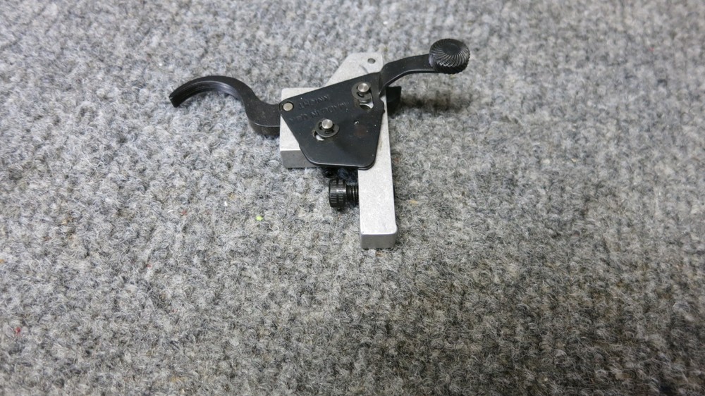 KNIGHT DISC EXTREME AND SIMILAR , MUZZLELOADER TRIGGER, EXCELLENT USED CONDITION