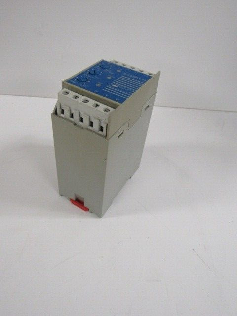 MAGNETEK SOLSTART-8A MINIATURE ANALOG SOFT STARTER **XLNT**