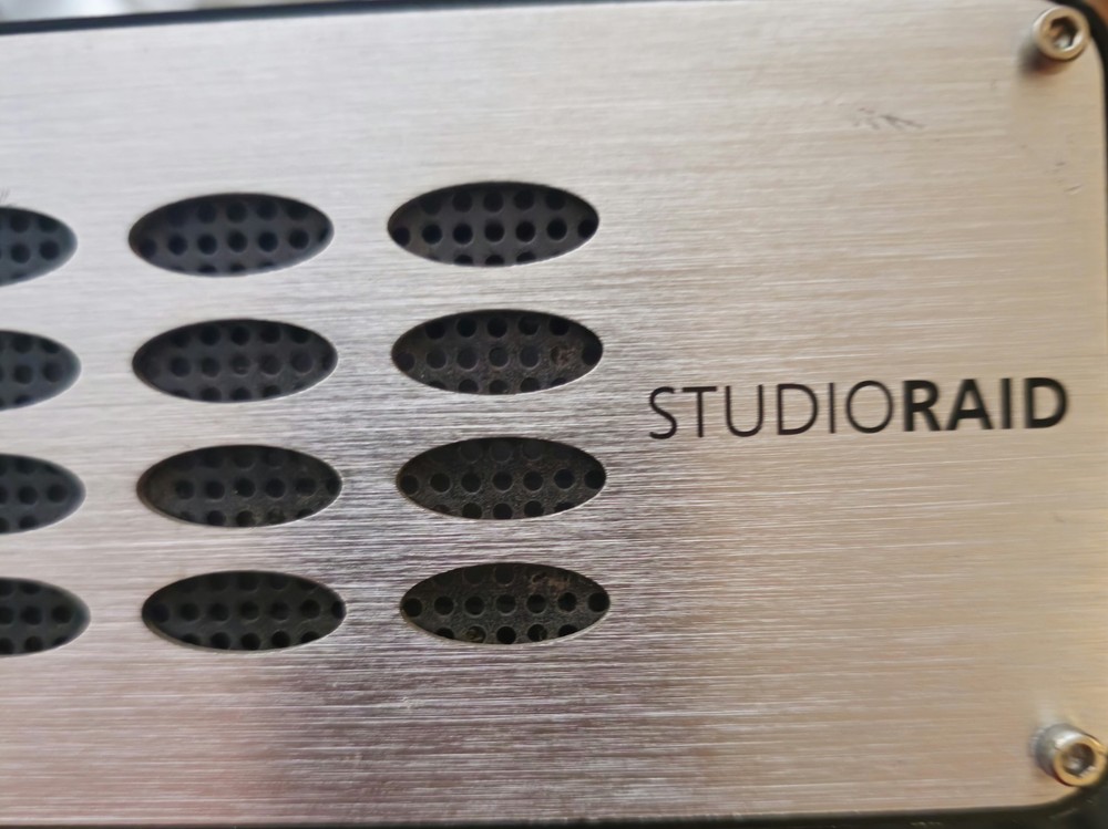 Glyph StudioRAID 4TB External RAID Hard Drive Thunderbolt USB 3.0