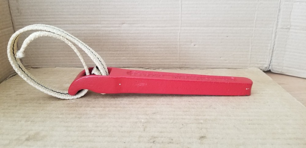 Vintage 7" Red Strap Wrench , VGC