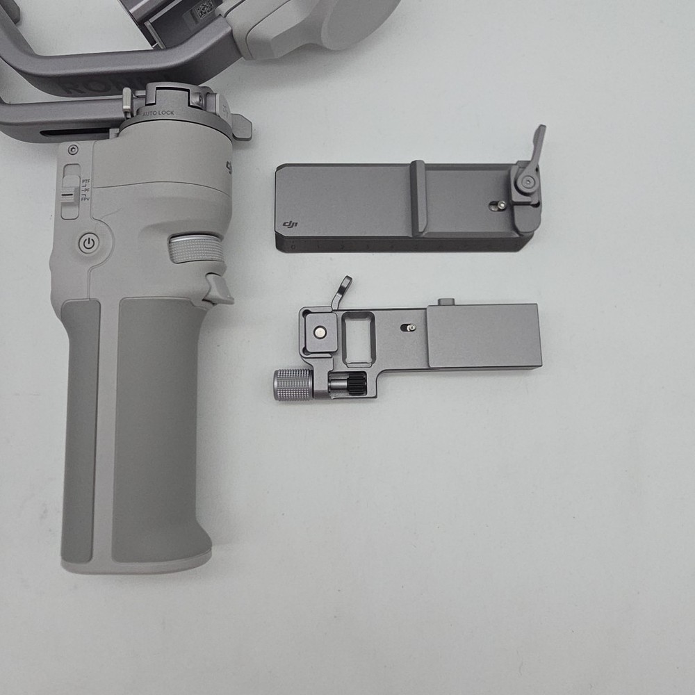DJI RS 4 Mini Combo 3-Axis Gimbal Stabilizer - Gray NO TRACKING MODULE/ PLATE