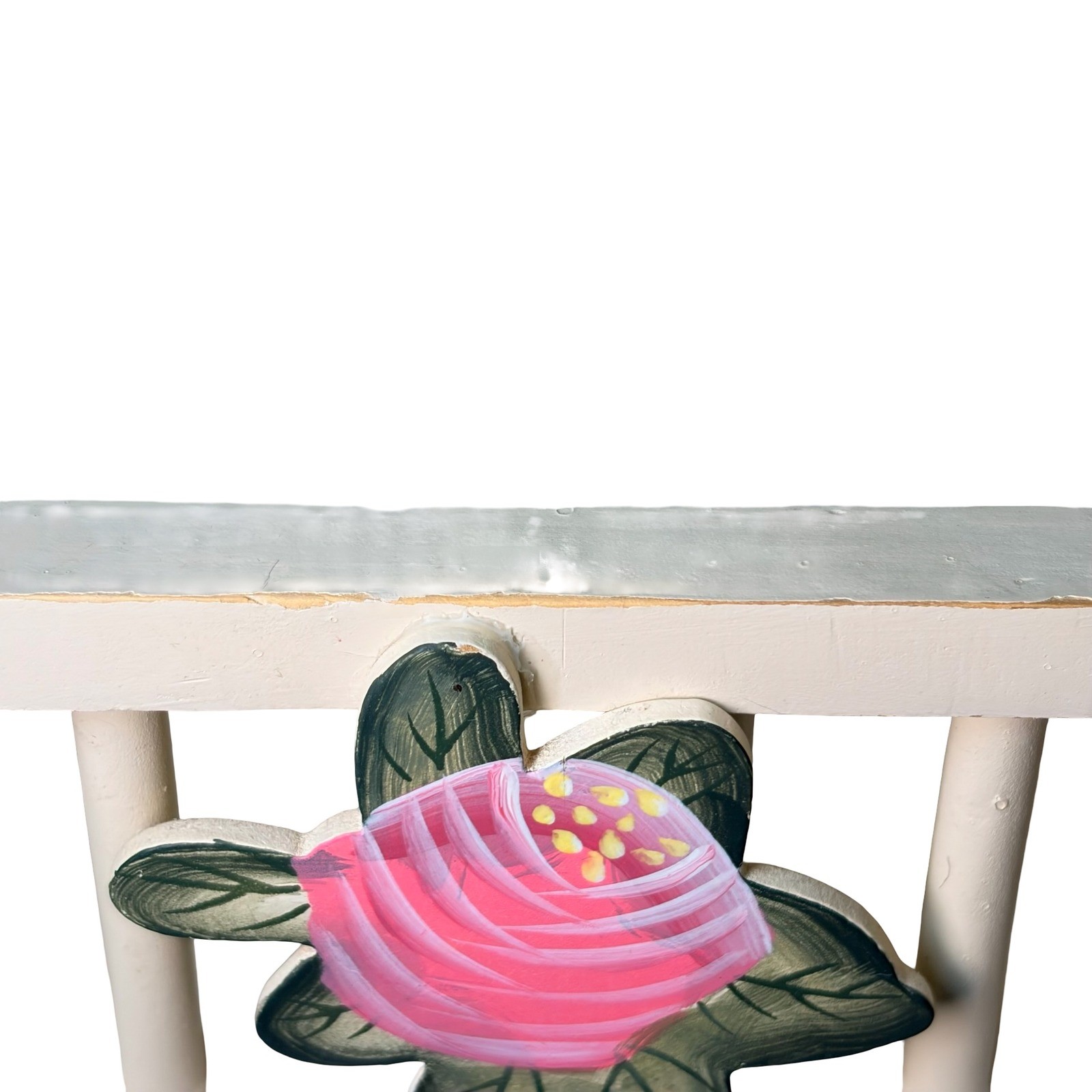 Kenyield Vintage Wood Wall Shelf Rack Heart Cutout Pink Roses Cottage Coe