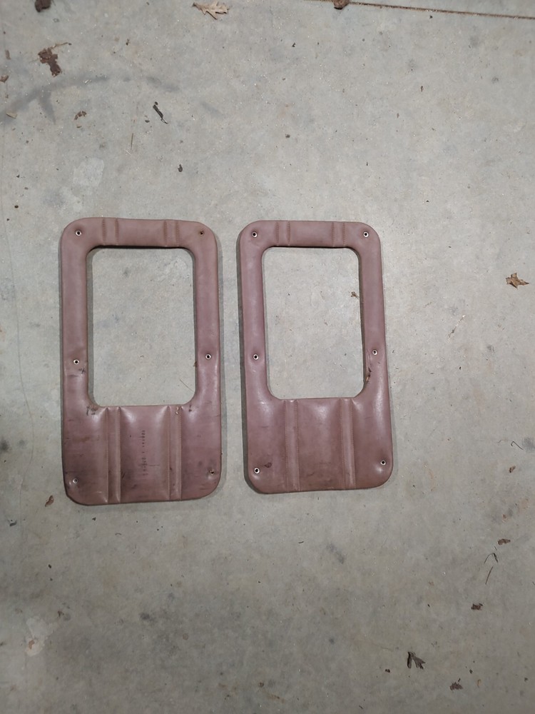 4070 International sleeper interior