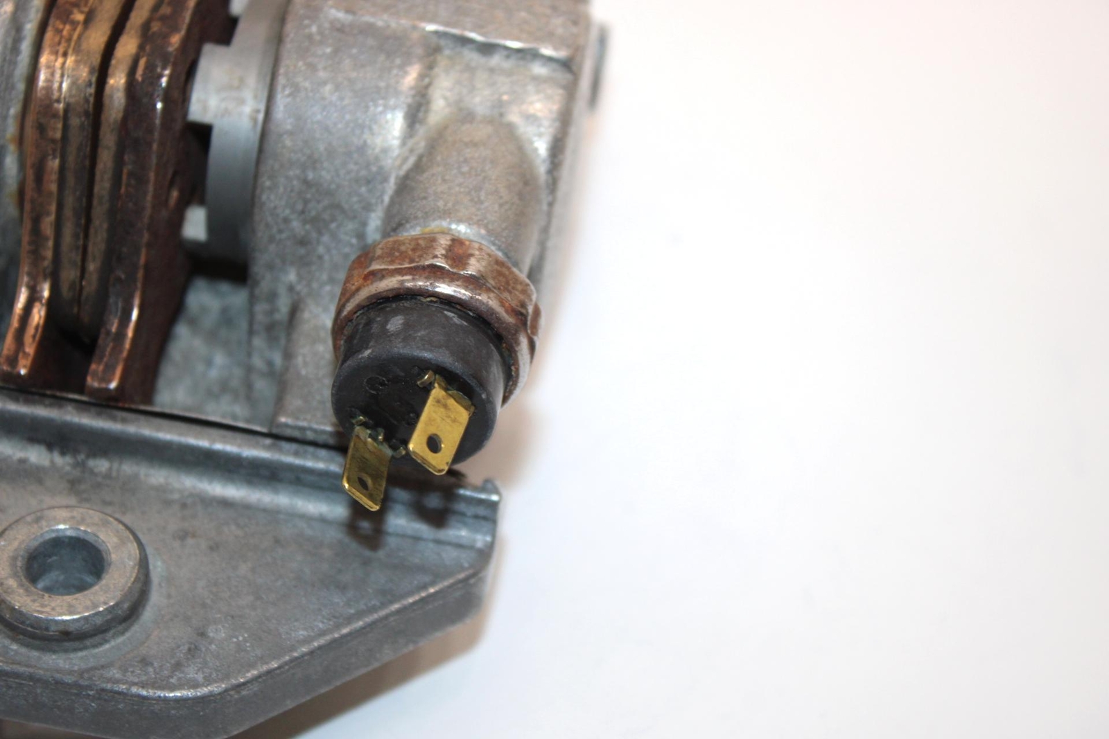 96 Polaris Xlt Oem Brake Caliper 1930825 1930701 SP153