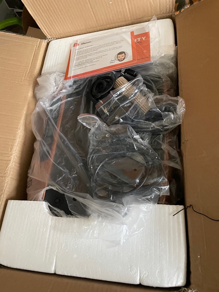 Lifepro Hexaplate Lite- Vibration Plate Exercise Machine