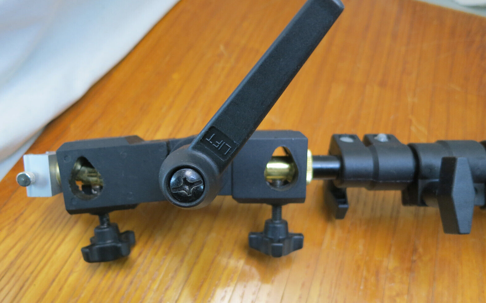 OPUS Photography Light Stand Tripod ~ Excellent Condition