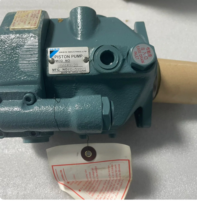 1pc NEW  DAIKIN piston pump V8A1RX-20