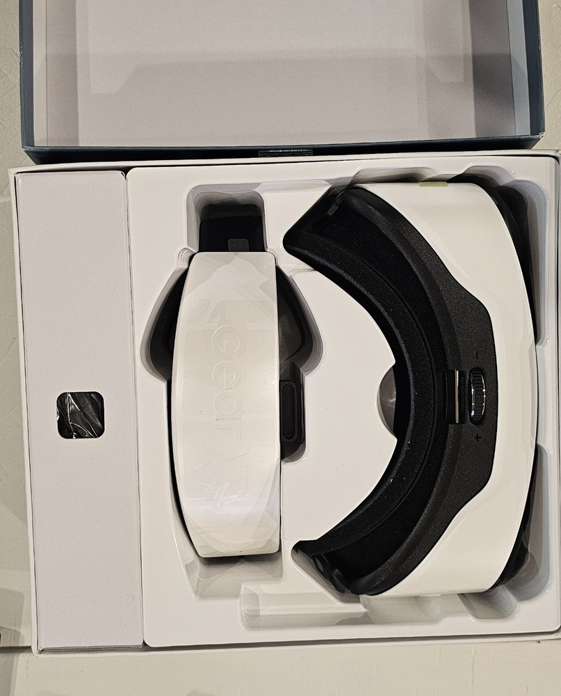 Samsung Gear VR Virtual Reality Headset Powered Oculus for s6