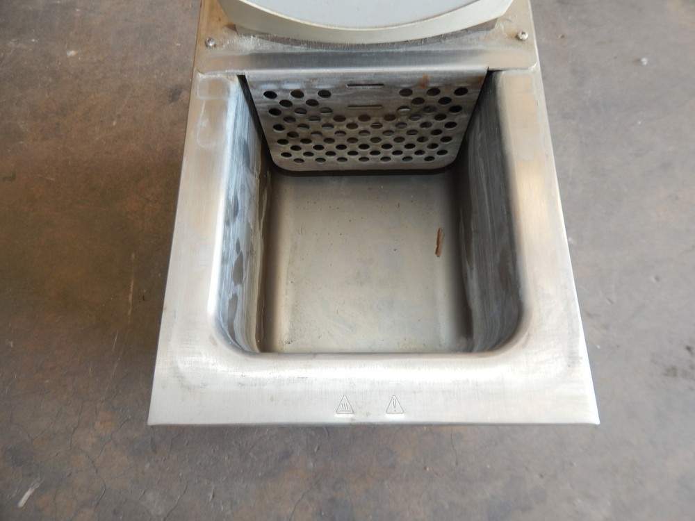 THERMO NESLAB DIGITAL ONE RECIRCULATING CHILLER (#3506)