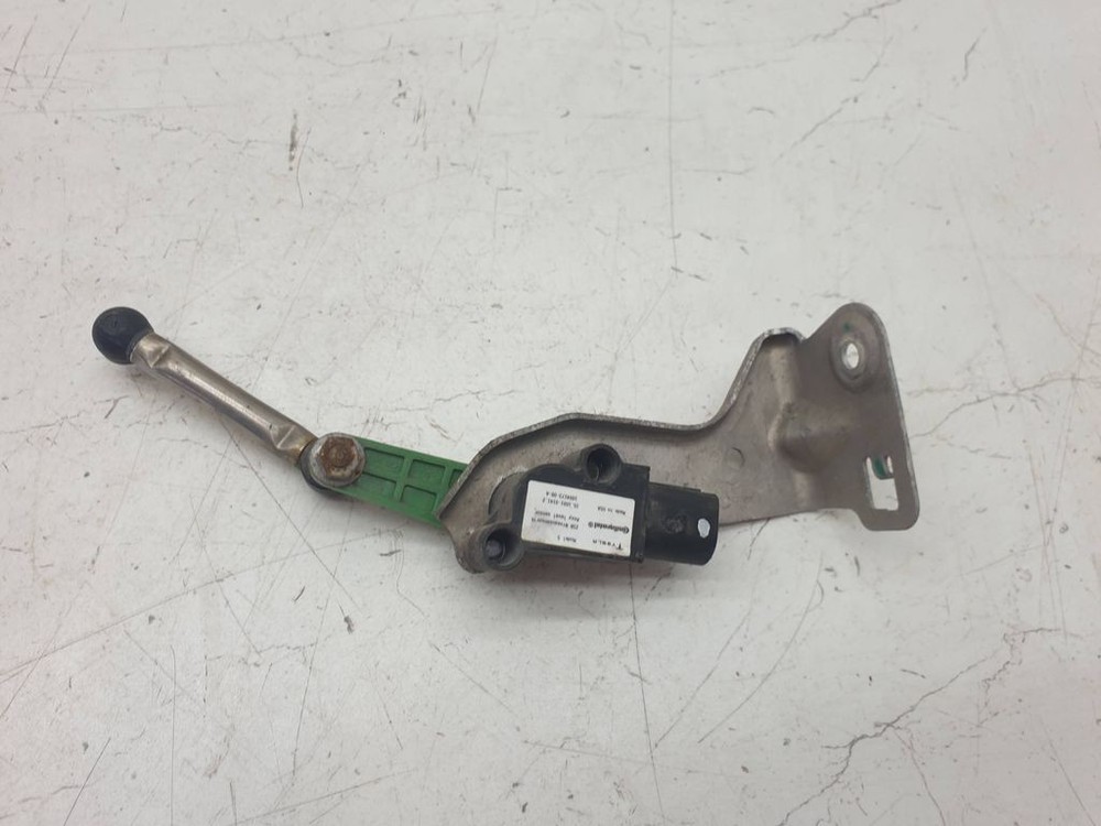 Tesla Model S 2014 Right Level Sensor Level Control Rear Electric EVI2272