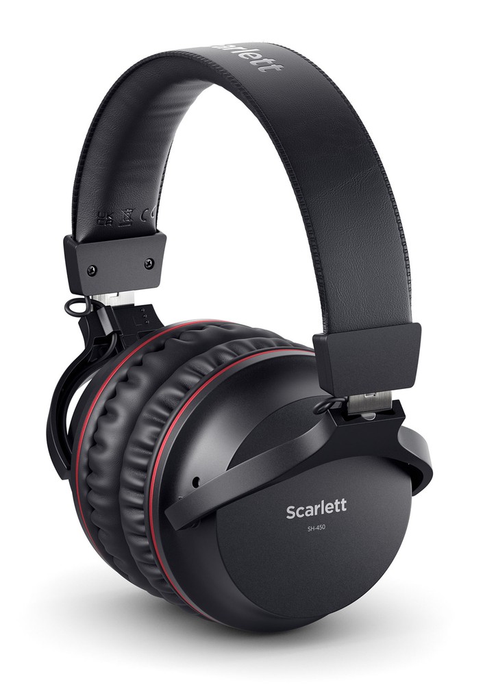 Focusrite Scarlett 2i2 Studio 4th Gen Recording Interface+Headphones+Mic+Cable