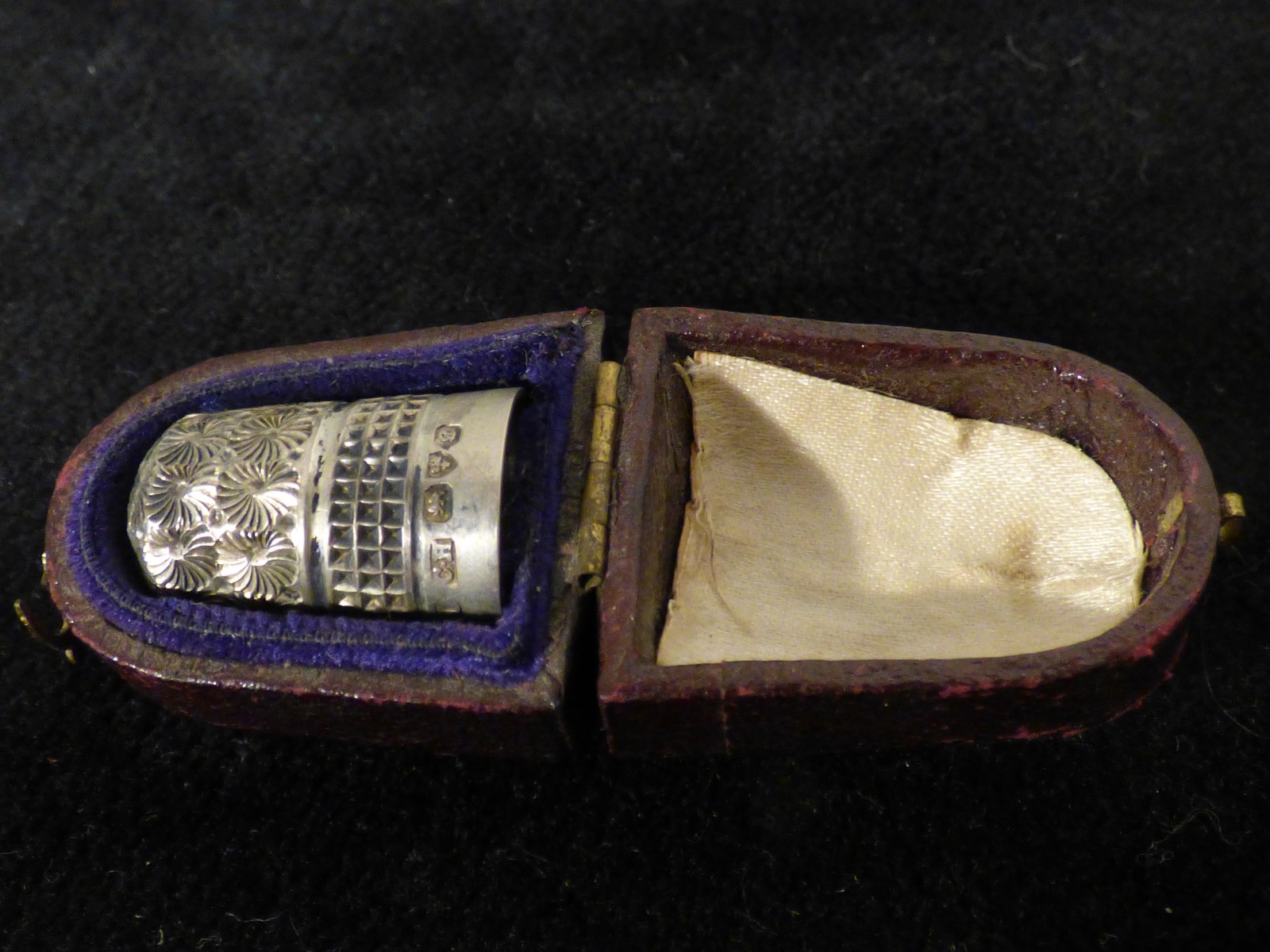 Antique Silver Thimble in Leather Case 1800s ? 10 CH Charles Horner